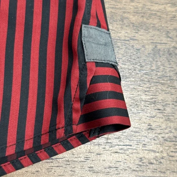Foxcroft Top Womens 14P Red Black Striped Button Down Up Shirt Non Iron - Picture 3 of 7
